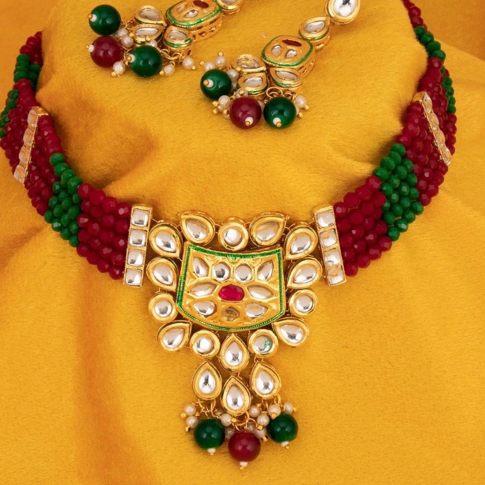 Pachi kundan set